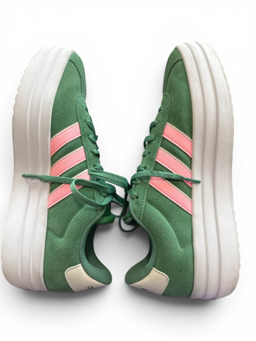 Adidas VL Court Bold Suede Platform Sneakers Green w/ Pink Stripes Women Sz 9.5 - Picture 2 of 8